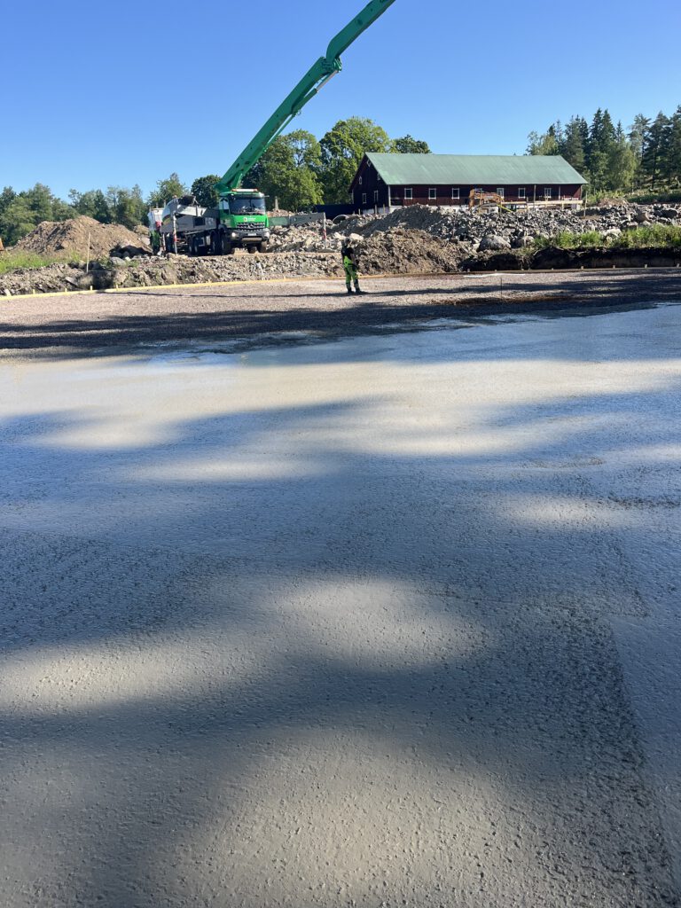 Gjutning av betongplatta