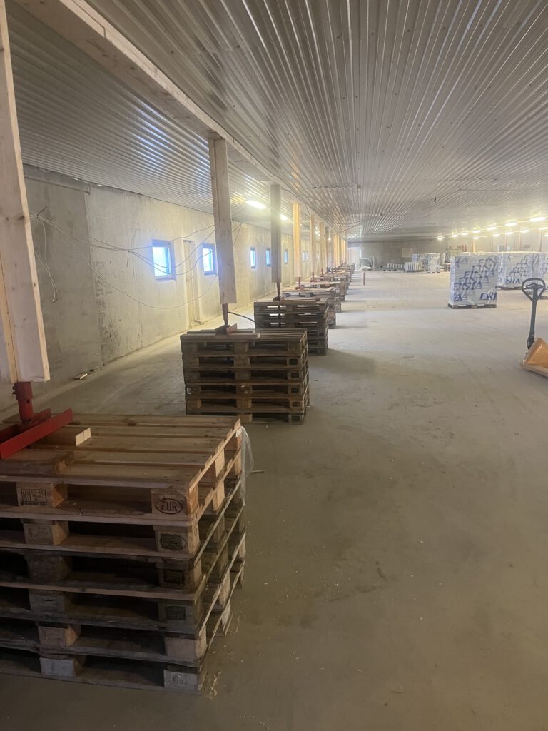 Invändigt – ny hall