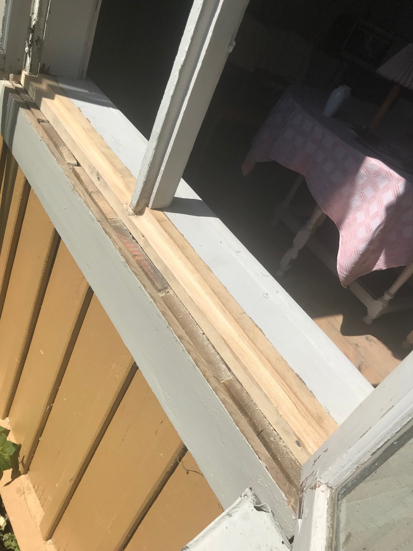 Fönsterrenovering – Ceders Byggnads referensprojekt i Tranås